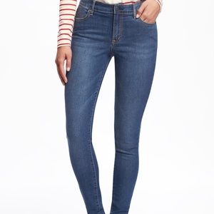 Old Navy Mid-Rise Super Skinny Jeans